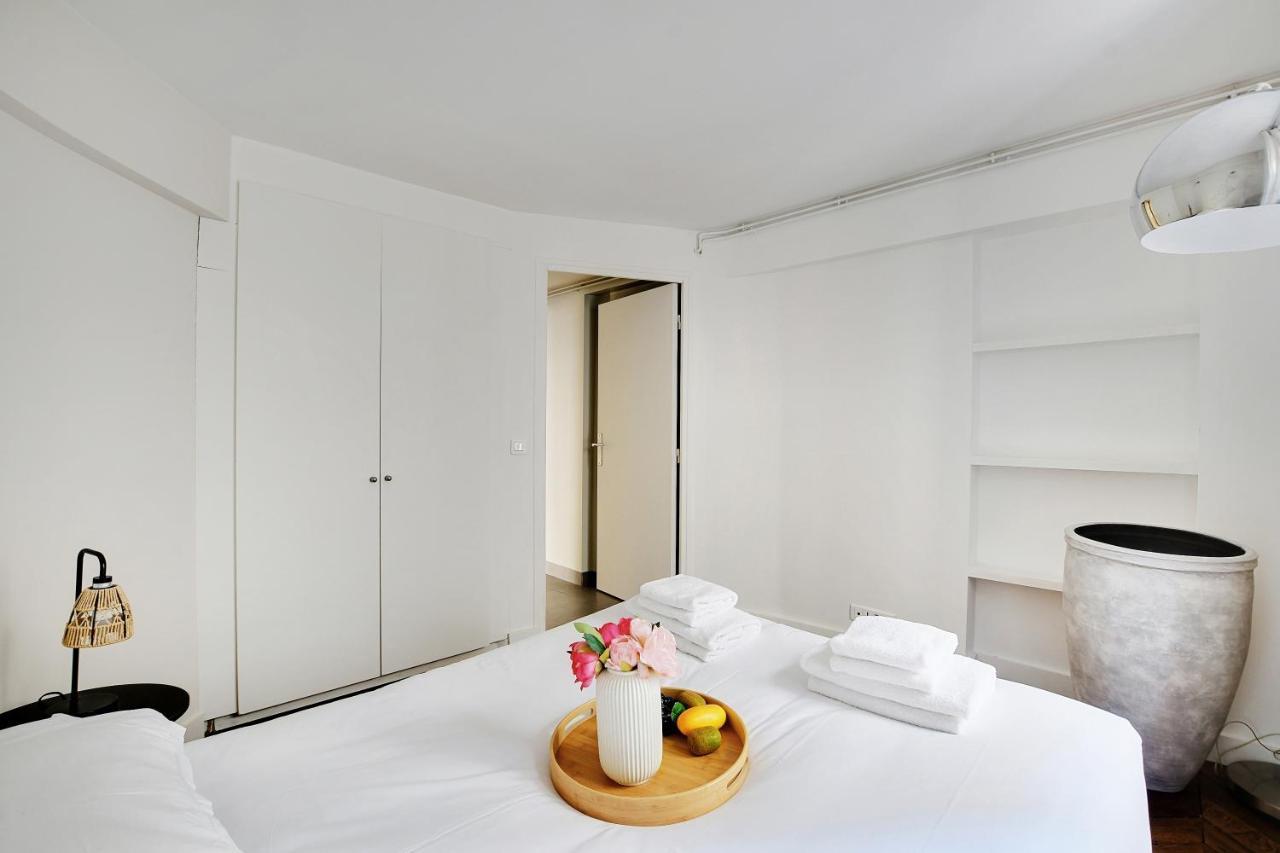 Cmg - étienne Marcel * Paris
